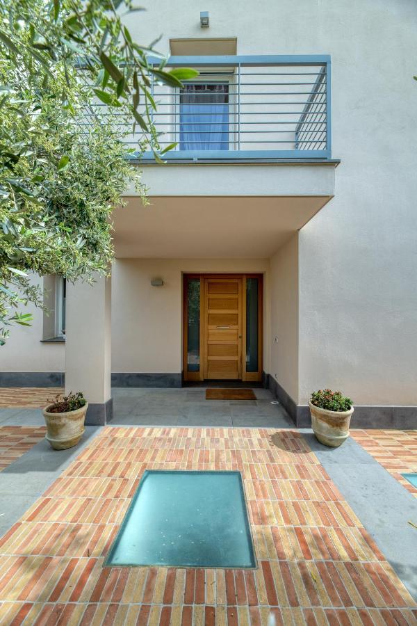 La Casa Degli Ulivi Appartamento In Villa Con Patio Quartu Sant'Elena Exterior photo